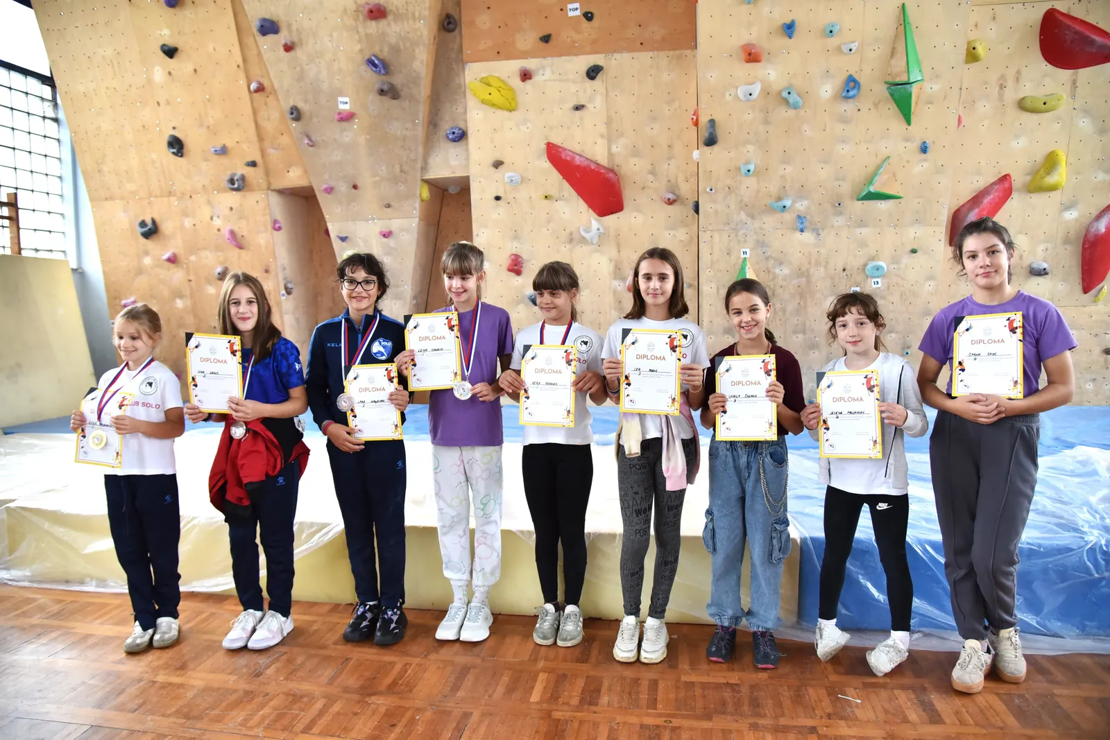 Penjački klub Solo dominirao na 2. Kupu Republike Srpske u Gradišci: Mladi talenti osvojili hrpu medalja! — fotografija 4